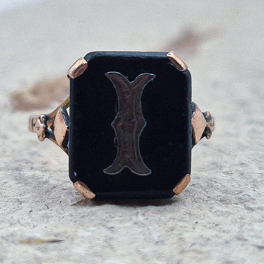 9ct Gold Victorian Black Onyx Initial Ring | Uk Size I 1|2 | Us Size 4.5 | Initialled "I"