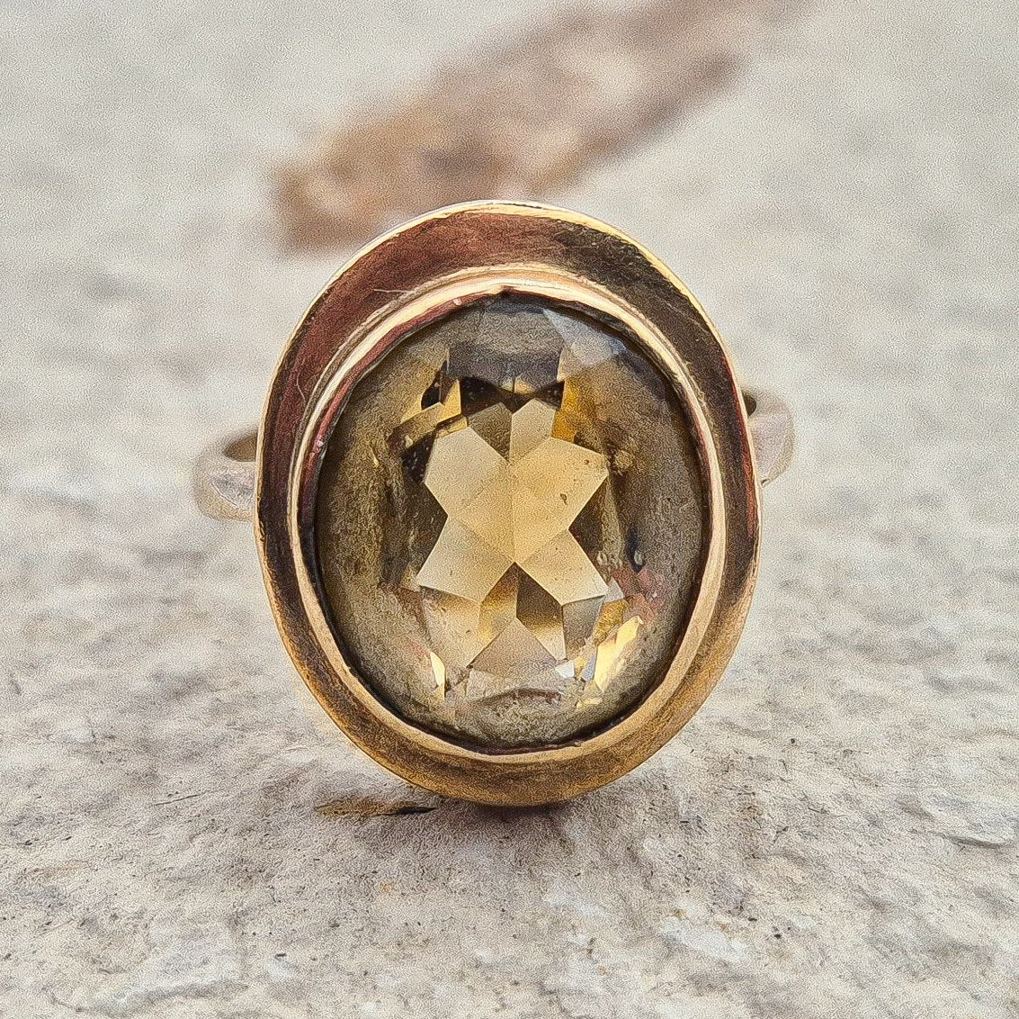 Vintage Citrine Ring | UK Size K | US Size 5.25 | 9 Carat Gold