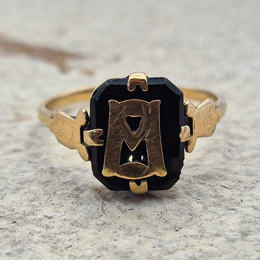 9ct Gold Black Onyx Initial Ring | UK Size M | US Size 6 | Initialled "M"